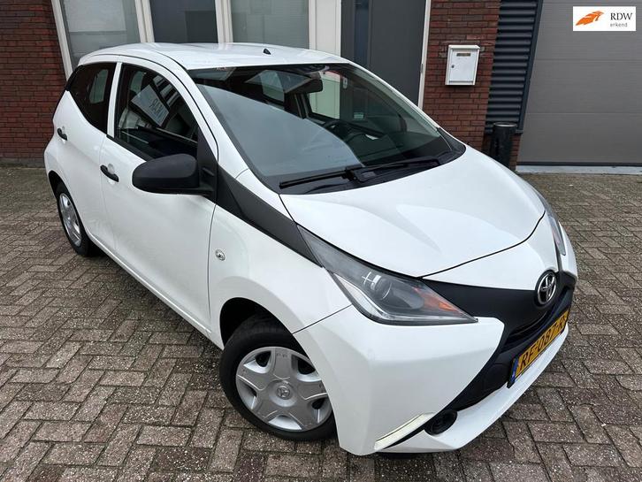 Toyota Aygo 1.0 VVT-i x-fun / Airco / 5DRS / NAP / BTW / Cru, Auto's, Toyota, Bedrijf, Te koop, Aygo, ABS, Airbags, Airconditioning