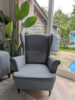 Ikea Strandmon stoel + hocker, Huis en Inrichting, Fauteuils, Ophalen, Zo goed als nieuw