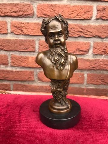 bronzen beeld van Bacchus/ Dionysus, god van de wijn beschikbaar voor biedingen