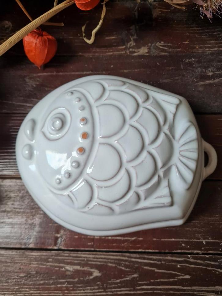 Vintage Visvorm Keramiek Wit Geglazuurd - Decoratie, Huis en Inrichting, Keuken | Keukenbenodigdheden, Ophalen of Verzenden