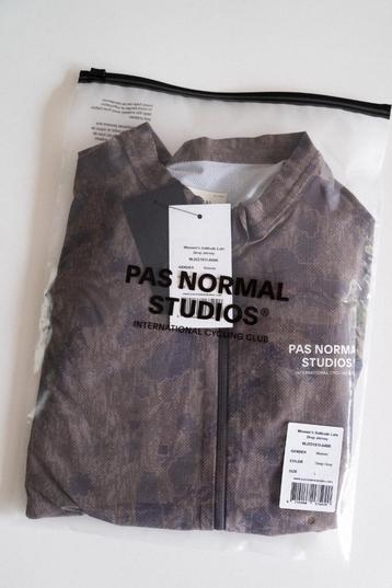 Pas Normal Studios Solitude Jersey - Deep Grey - Woman's L beschikbaar voor biedingen