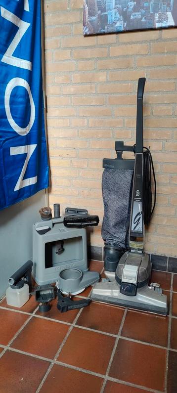 KIRBY G4 STOFZUIGER + Veel Accessoires. beschikbaar voor biedingen