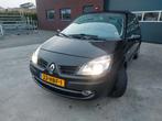 Renault Grand Scénic 2.0-16V Tech Line 7p.Pano/LMV /Navi, Voorwielaandrijving, 1998 cc, 135 pk, Gebruikt
