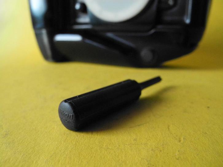 Nikon F4 DP-20 schroevendraaiertje, Audio, Tv en Foto, Fotocamera's Analoog, Spiegelreflex, Nikon, Ophalen of Verzenden