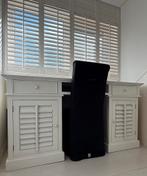 Mooi wit bureau met shutters, Ophalen, Gebruikt, Bureau