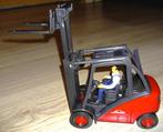 Linde heftruck schaal 1:25 met pallet en kistlading, Overige merken, Groter dan 1:32, Ophalen of Verzenden, Zo goed als nieuw