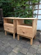 2x Houten nachtkastjes | Set, Huis en Inrichting, Ophalen, Zo goed als nieuw, Hout, Minder dan 45 cm