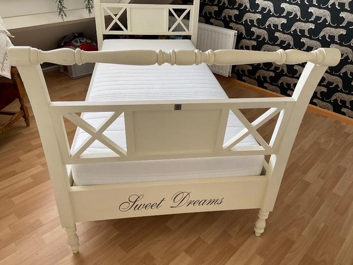 Riviera Maison bed, Huis en Inrichting, Slaapkamer | Bedden, Gebruikt, Eenpersoons, 100 cm, 210 cm, Hout, Crème, Ophalen