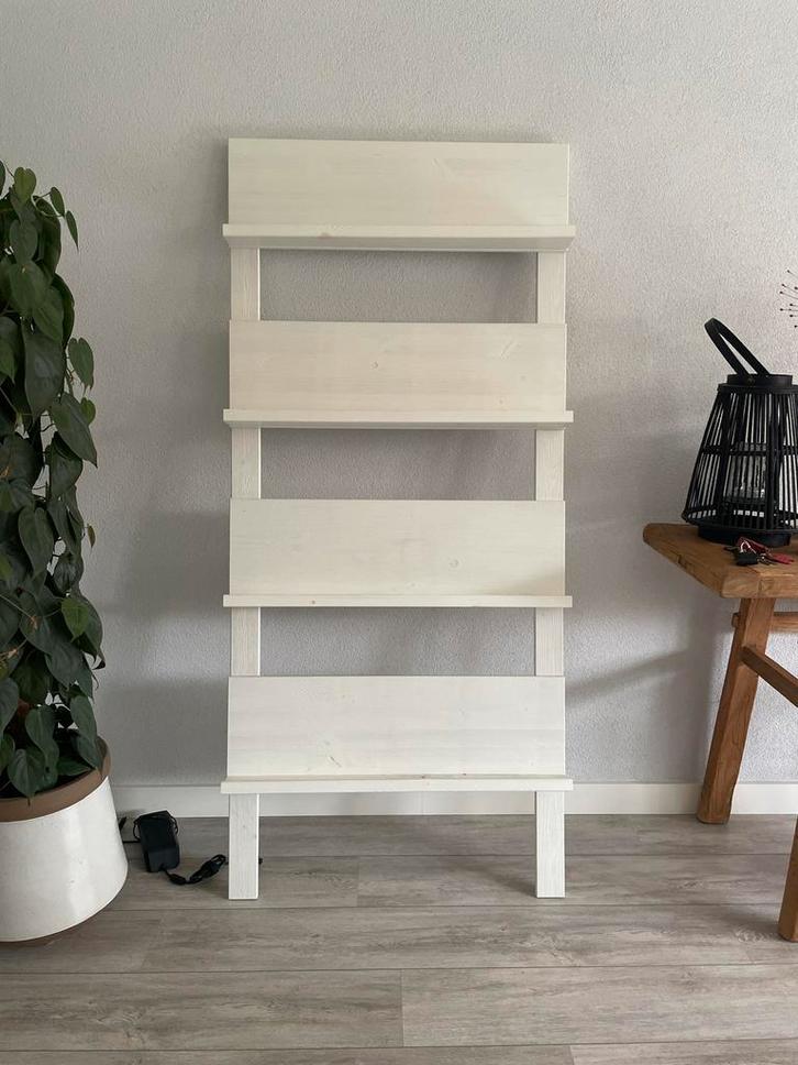 Woood Idee Tijdschriftenrek Wit Grenen, Huis en Inrichting, Kasten | Stellingkasten, Nieuw, Ophalen of Verzenden