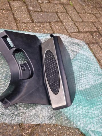 Bmw E46 compact m3 51438189733 voetsteun te koop als nieuw beschikbaar voor biedingen