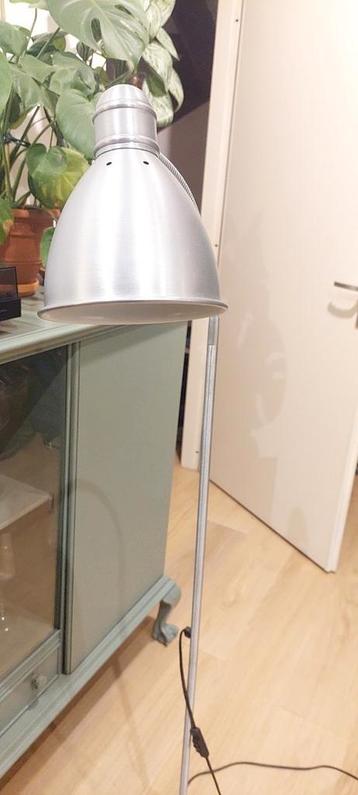 Verschillende Lampen  beschikbaar voor biedingen