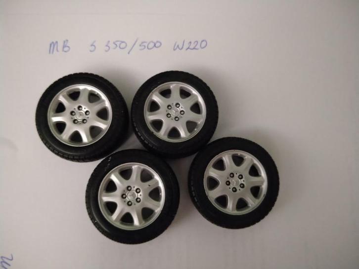 1:18 losse wielen velgen sets diorama ombouw, Hobby en Vrije tijd, Modelauto's | 1:18, Zo goed als nieuw, Auto, Overige merken