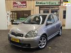 Toyota Yaris 1.5 VVT-i T-Sport/AIRCO/HISTORIE AANWEZIG!/, Auto's, Gebruikt, Zwart, 4 cilinders, 400 kg