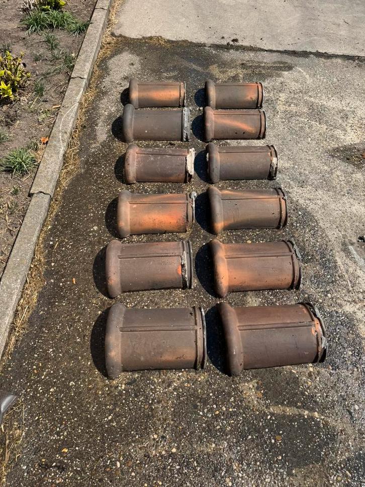 De verbeterde Hollandse pan dak pannen kant pan en nokvorst, Doe-het-zelf en Verbouw, Dakpannen en Dakbedekking, Zo goed als nieuw