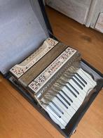 “Hohner Student II accordeon – vintage – met koffer”, Muziek en Instrumenten, Accordeons, Ophalen, Gebruikt, Hohner, Met koffer