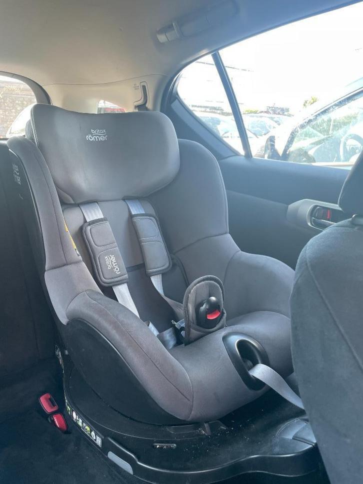 Britax Römer Dualfix M i-Size Midnight Grey, Kinderen en Baby's, Autostoeltjes, Zo goed als nieuw, Romer, 9 t/m 18 kg, Isofix
