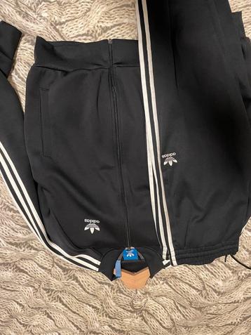 Adidas Trainingspak Maat M - Zo Goed Als Nieuw! beschikbaar voor biedingen