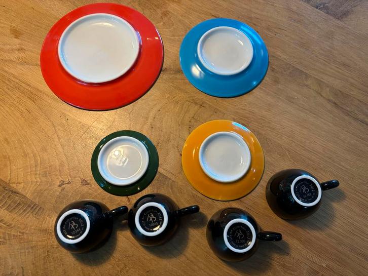 Illy Art Collection Daniel Buren 2012 - nieuwstaat, Huis en Inrichting, Keuken | Servies, Zo goed als nieuw, Kop(pen) en/of Schotel(s)