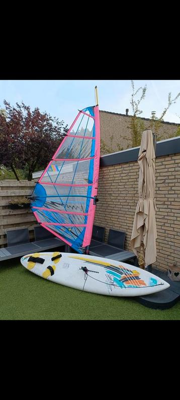 Surfplank Sunset Race, semi zinker. beschikbaar voor biedingen