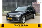 Volkswagen Tiguan 1.4 TSI R-Line Edition|Pano|Trekhaak|Dynau, Voorwielaandrijving, Euro 5, Zwart, 4 cilinders
