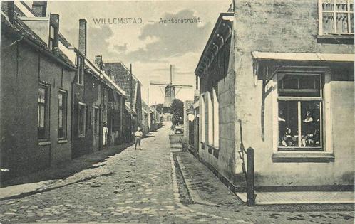 (388-542-037) Willemstad Achterstraat, Verzamelen, Ansichtkaarten | Nederland, Noord-Brabant, Verzenden