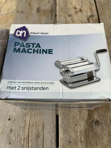 rvs pasta machine  beschikbaar voor biedingen