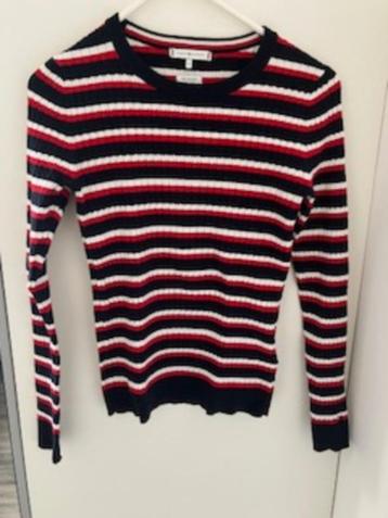 Truitje Tommy Hilfiger Maat XS NIEUW beschikbaar voor biedingen