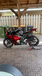 Honda CBR1000RR Fireblade weinig km's, Motoren, 4 cilinders, Motorrijbewijs A, Super Sport, Particulier