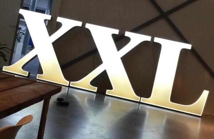 500 cm brede LEDLETTERS NIEUW / nu BIEDEN‼️ unieke kans., Zakelijke goederen, Horeca | Meubilair en Inrichting, Decoratie, Nieuw in verpakking