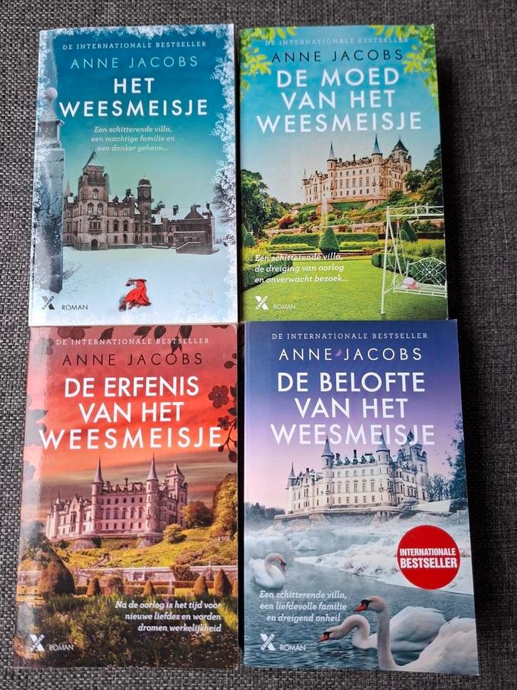 Anne Jacobs- weesmeisje serie, Boeken, Romans, Gelezen, Ophalen of Verzenden