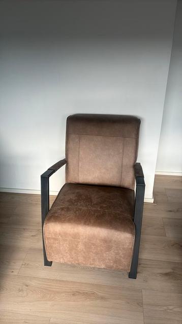 Fauteuil beschikbaar voor biedingen