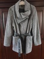 Nieuwe jas zwart wit maat 44, Kleding | Dames, Jassen | Winter, Ophalen of Verzenden, Nieuw, Maat 42/44 (L), Zwart