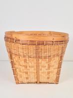 Vintage handgemaakte mand van gevlochten bamboe en rotan ‘60, Huis en Inrichting, Rond, Ophalen of Verzenden, N, Riet