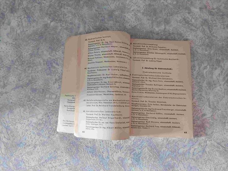 Duitsland Wehrmacht Luftwaffe München Onderricht Boek Klas, Verzamelen, Militaria | Tweede Wereldoorlog, Overige soorten, Boek of Tijdschrift