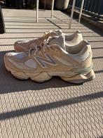 New balance 9060 mt 44, Ophalen of Verzenden, Zo goed als nieuw, Wit