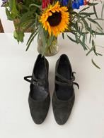 Grijze suede pumps met bandjes Toscanini maat 39, Pumps, Toscanini, Ophalen of Verzenden, Grijs