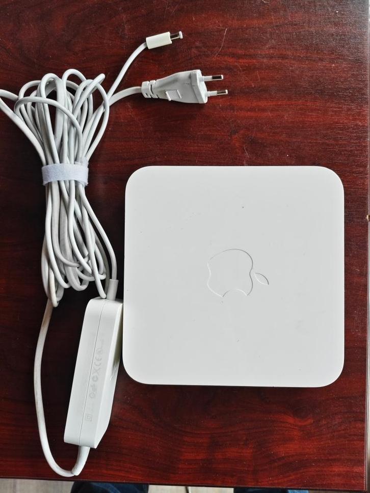 Apple AirPort Extreme A1408 Router, Computers en Software, Routers en Modems, Zo goed als nieuw, Router, Verzenden