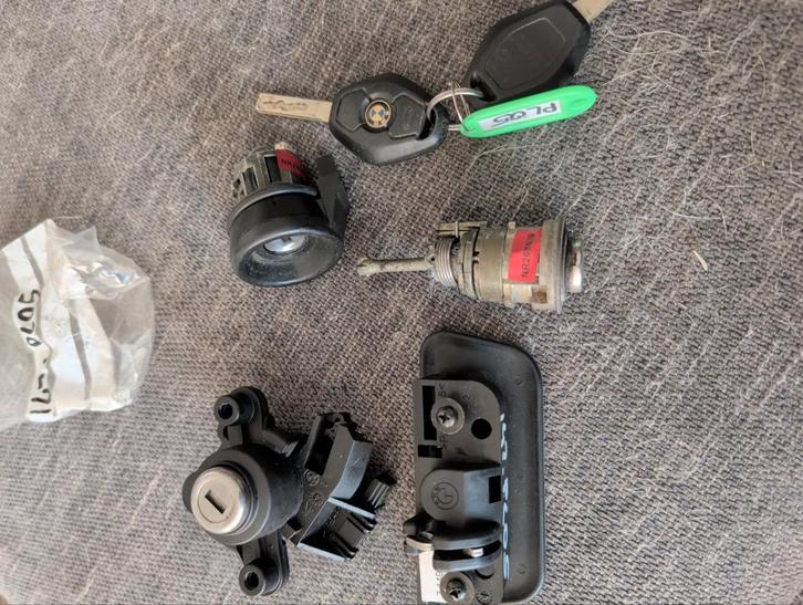 BMW E46 Touring Complete Slotenset met Sleutels, Auto-onderdelen, Klein materiaal, BMW, Gebruikt, Ophalen of Verzenden