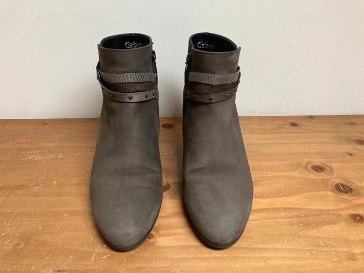 Nubuck leren dames laarsjes Gabor maat 6 taupe, Kleding | Dames, Schoenen, Zo goed als nieuw, Lage of Enkellaarzen, Bruin, Ophalen of Verzenden