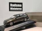 Mercedes-Benz E-Klasse T-Model S212 indiumgrau  1:43 schuco, Hobby en Vrije tijd, Modelauto's | 1:43, Ophalen of Verzenden, Zo goed als nieuw