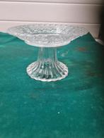 bonbon schaaltje op voet bewerkt glas, Antiek en Kunst, Ophalen of Verzenden