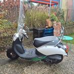 SYM mio scooter, Fietsen en Brommers, Scooters | SYM, Ophalen, Zo goed als nieuw, Benzine, Overige modellen