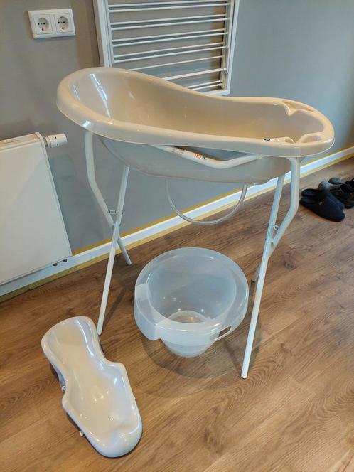 Babybad + standaard, tummytub, badinzet en thermometer, Kinderen en Baby's, Badjes en Verzorging, Gebruikt, Badje, Overige merken