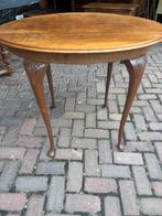 Tafeltje, Ophalen