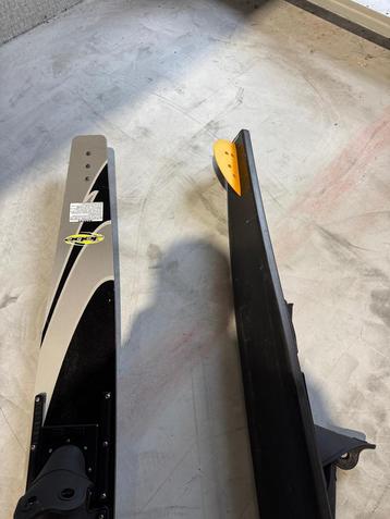 Jobe allegre waterskis beschikbaar voor biedingen