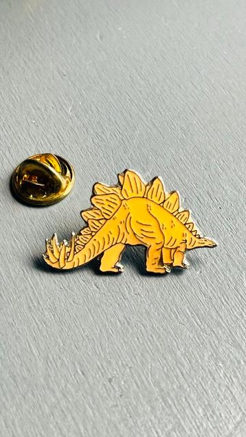 Leuke Stegosaurus Pin beschikbaar voor biedingen