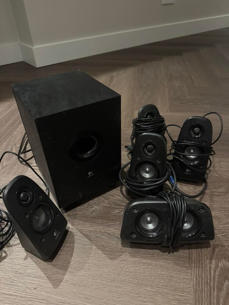 logitech surround aound speakers z506, Computers en Software, Pc speakers, Ophalen of Verzenden, Zo goed als nieuw