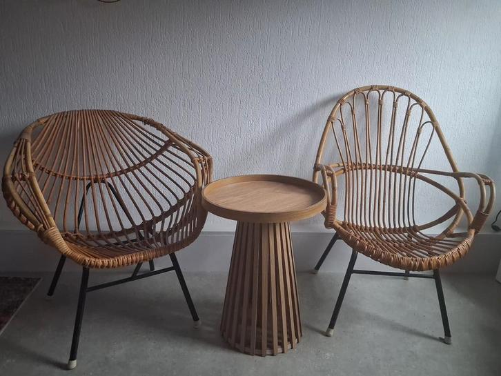Tuinset: Rotan stoelen & leuk tafeltje, Huis en Inrichting, Stoelen, Ophalen of Verzenden