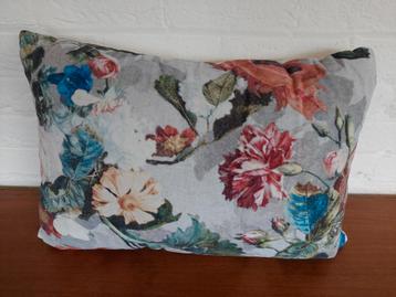 Velours Sierkussen 60x40cm beschikbaar voor biedingen