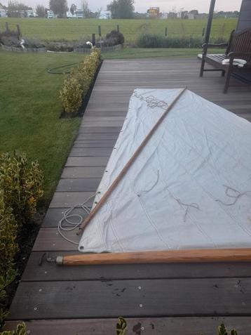 Katoenen grootzeil beschikbaar voor biedingen